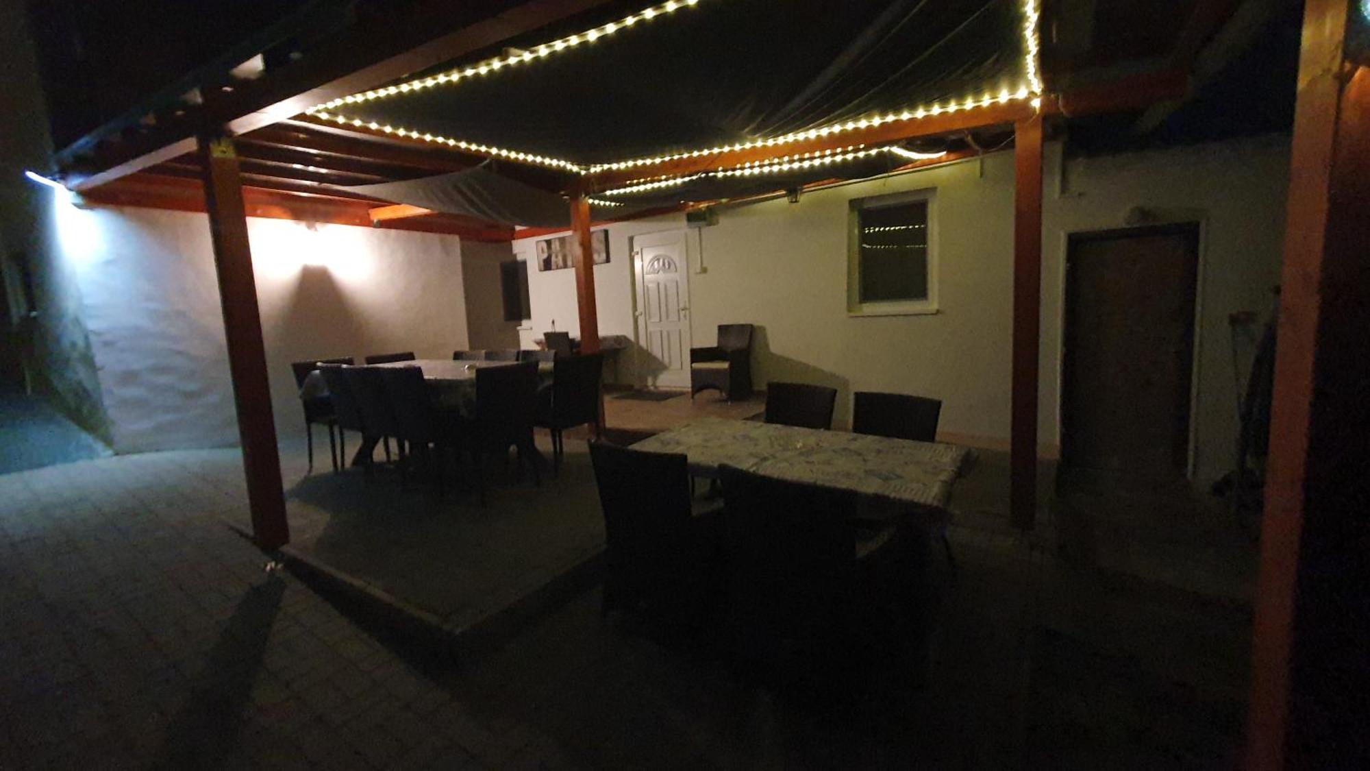Berbe Apartman بالاتوليلّي المظهر الخارجي الصورة